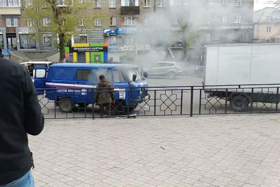 В Улан-Удэ горела машина «Почты России» (видео) 