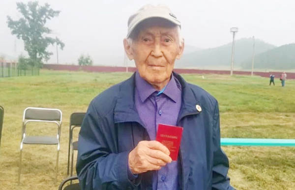 В Бурятии ветеран войны и спорта отпраздновал 95-летний юбилей