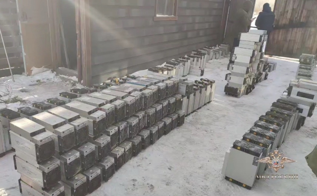 В Бурятии накрыли большую передвижную криптоферму