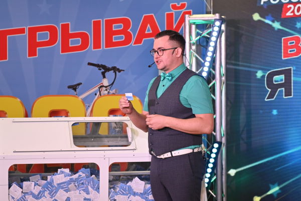450 улан-удэнцев выиграли ценные призы в викторине «Время России»