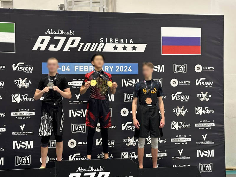 Гимназист из Улан-Удэ выиграл турнир по джиу-джитсу в Новосибирске