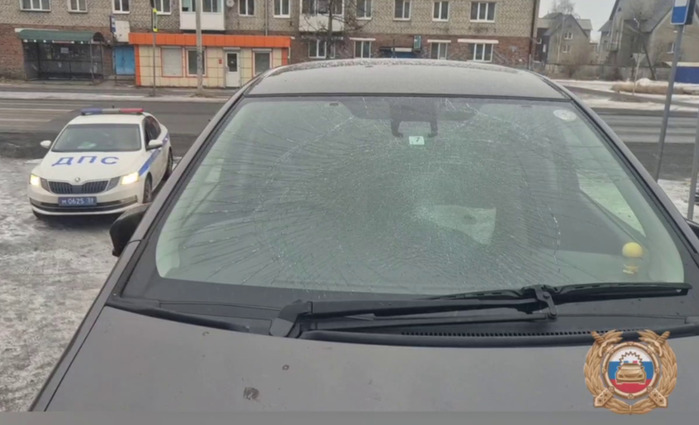 В Слюдянке 14-летнюю девочку сбили на «зебре»