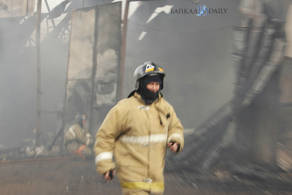 На пожарах в Иркутской области погибли 127 человек