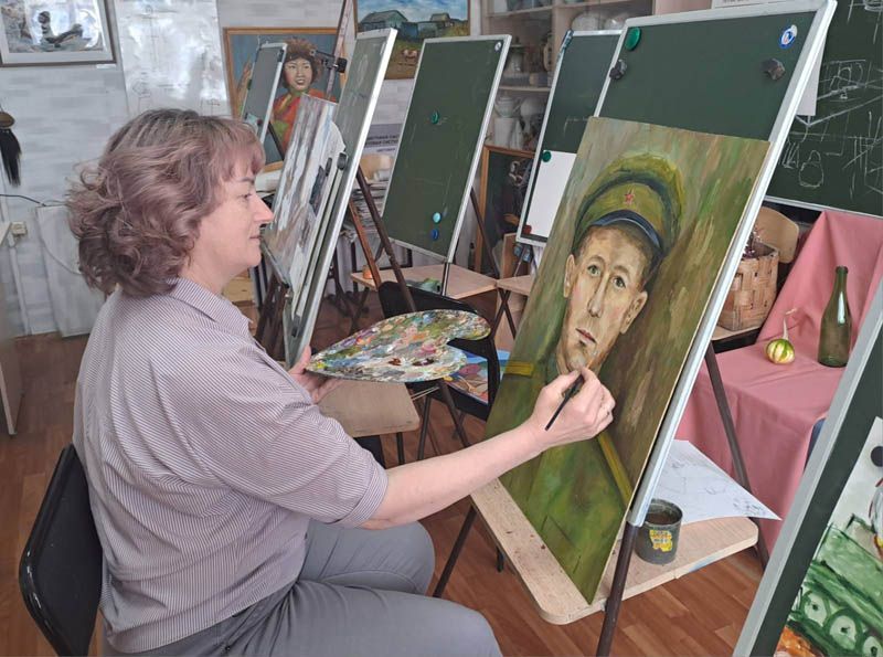 Усть-Ордынские художники создадут цикл портретов бойцов Великой Отечественной