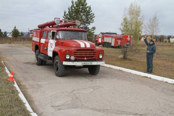 Лучшего водителя пожарного автомобиля выбрали в Бурятии