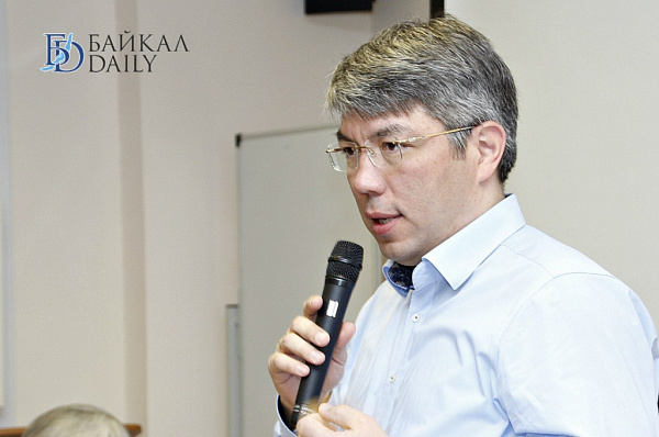 Алексей Цыденов поддержал идею создания совета блогеров в Бурятии 