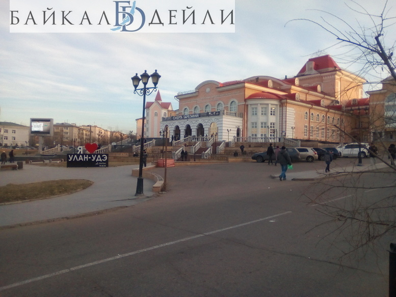 В Улан-Удэ театр переносит детский спектакль на большую сцену