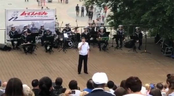 Во Владивостоке подвигу героя России Алдара Цыденжапова посвятили песню