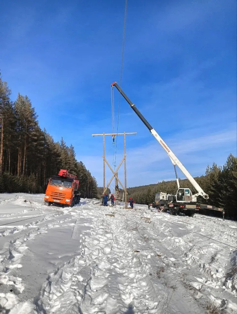 Чёрные лесорубы оставили без света часть района в Бурятии