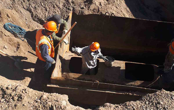 В Улан-Удэ завершился ремонт аварийного канализационного коллектора