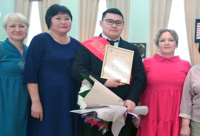 В Улан-Удэ выбрали лучшего молодого педагога
