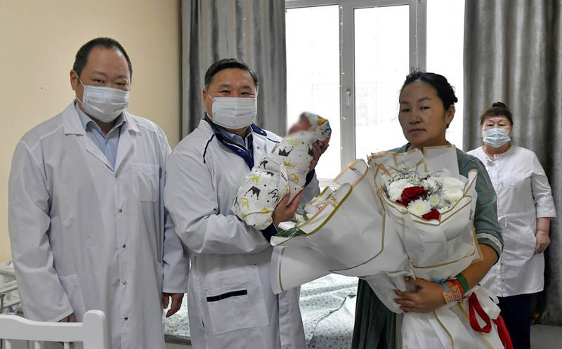 В Туве первого ребёнка 2024 года назвали в честь матери Чингисхана