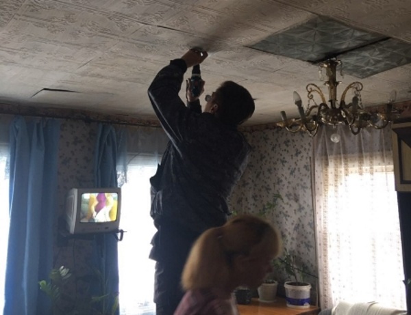 В Иркутске многодетным семьям устанавливают пожарные сигнализации