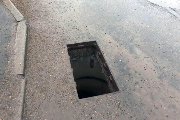 В Иркутске украли 147 решёток ливневой канализации