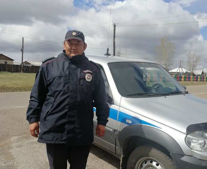 Житель Иркутской области слил 25 литров бензина с авто пенсионеров 