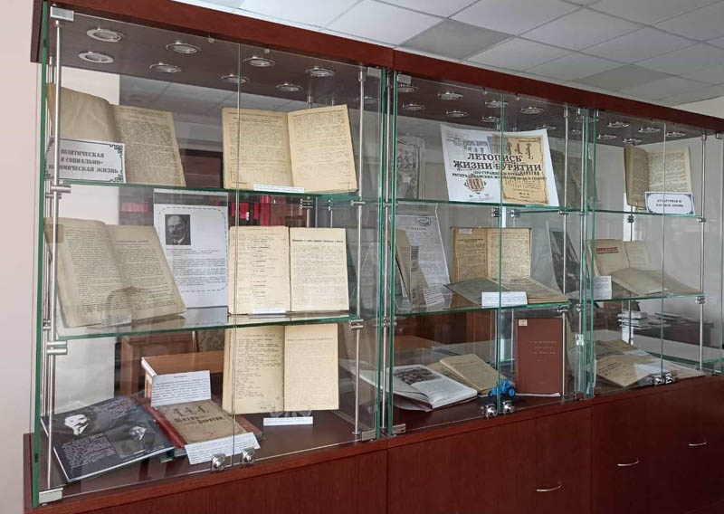 В Улан-Удэ открылась выставка прессы столетней давности 