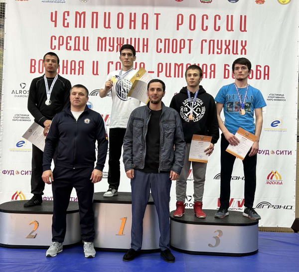 Бурятия завоевала россыпь медалей на чемпионате России по вольной борьбе