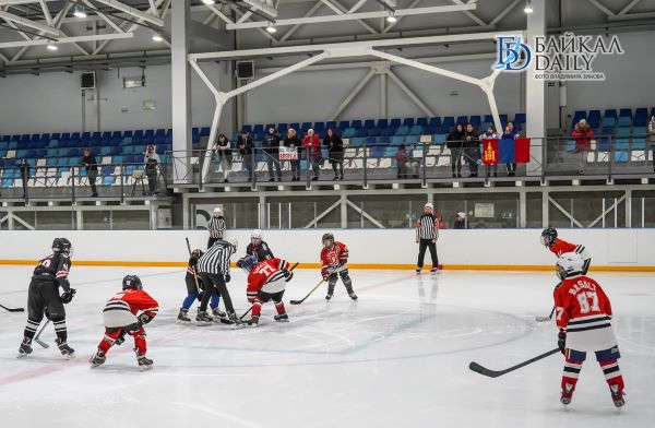 В Улан-Удэ прошёл турнир по хоккею «Золотая нерпа»