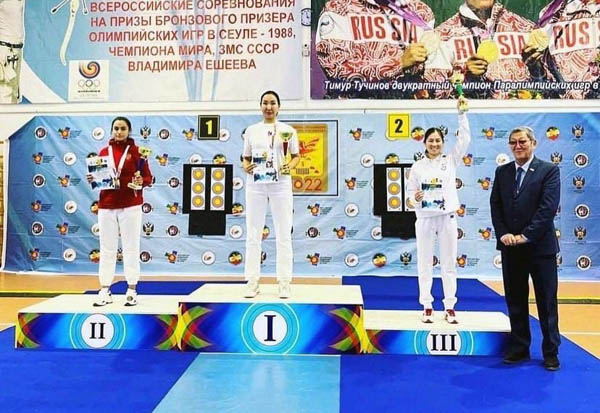 Лучница из Бурятии победила на всероссийских соревнованиях в Чите