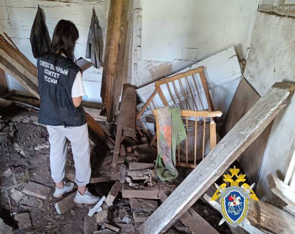 В Забайкалье полуторагодовалый мальчик погиб из-за обрушения крыши 