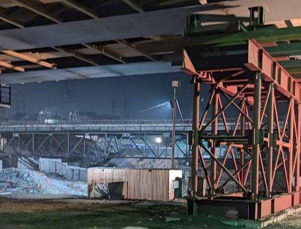 На  строящемся третьем мосту в столице Бурятии демонтируют временные сооружения