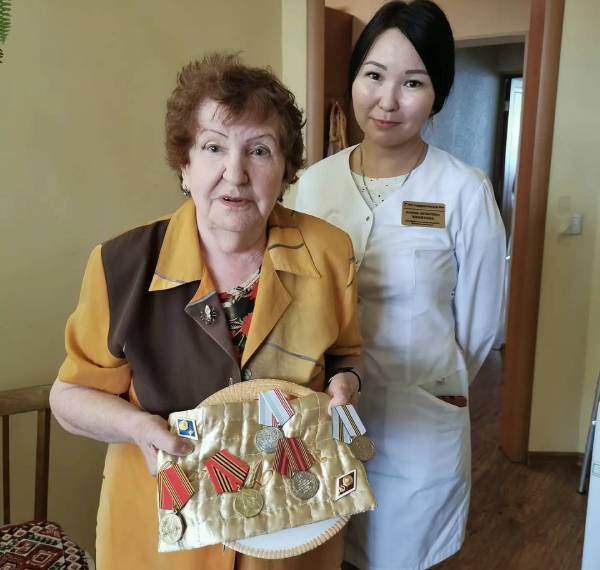 Улан-удэнка отметила 90-летие  