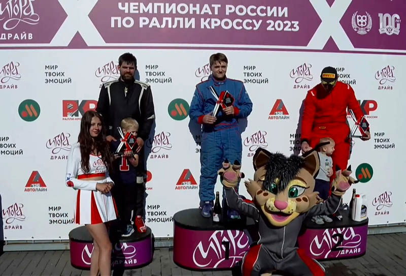 Автогонщик из Улан-Удэ победил на этапе кубка России