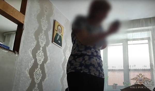 Полицейские помогли иркутянке спасти квартиру от мошенников