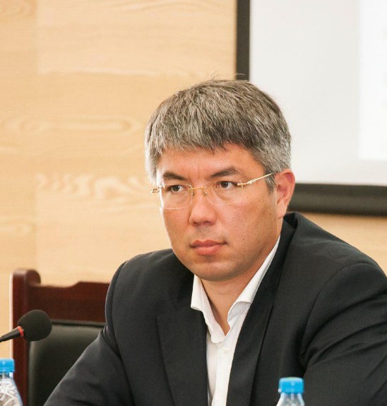 Алексей Цыденов предложил создать в Бурятии совет по вопросам ЖКХ и энергетики