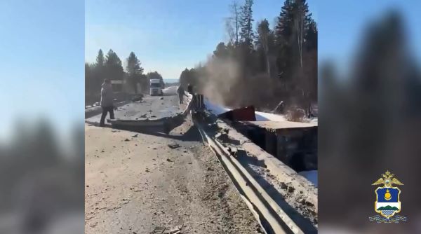 В Бурятии полицейские спасли человека, пострадавшего в ДТП