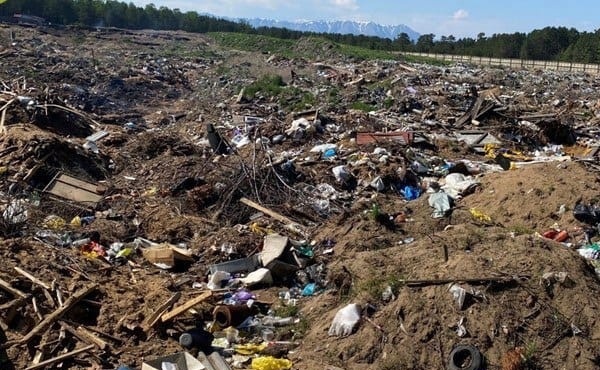 На берегу Байкала в Бурятии убрали почти 200 тысяч кубов мусора