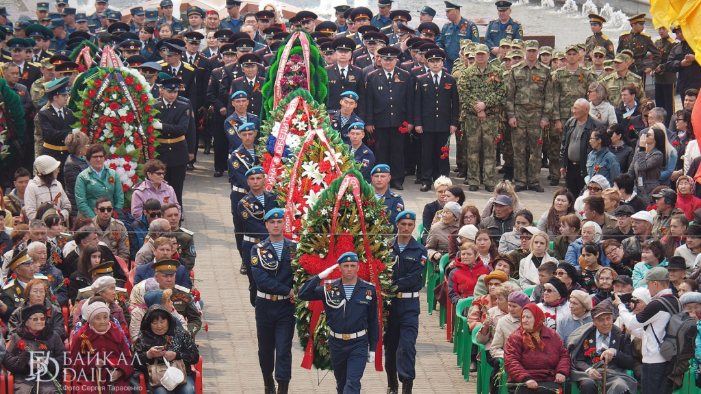 Фоторепортаж: В Улан-Удэ прошёл митинг в честь Дня Победы