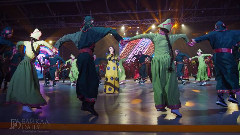 Жители Бурятии увидят телевизионную версию концерта к Сагаалгану