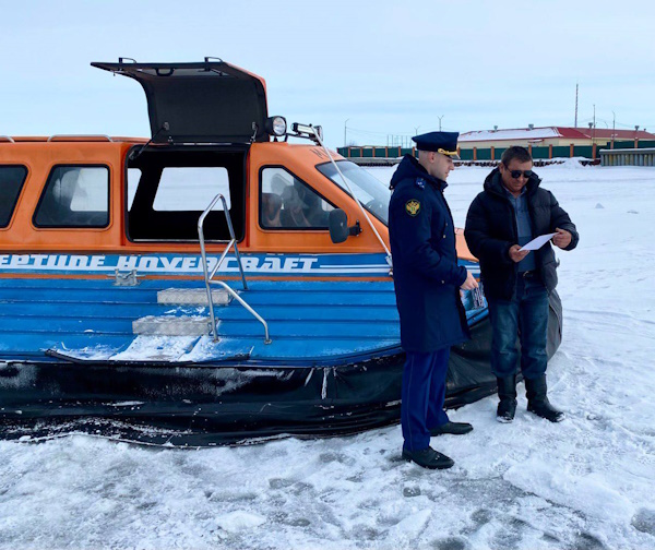 На Байкале в Бурятии с перевозчиками провели профилактическую акцию