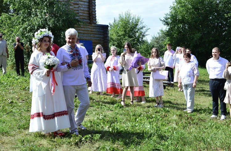 В Иркутской области справили свадьбу в славянском стиле