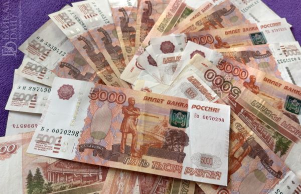 В Приангарье с бизнесмена стрясли миллион рублей долга по таможенным платежам