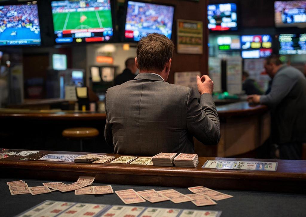 Помогут ли штатные врачи зависимым от азартных игр жителям Бурятии