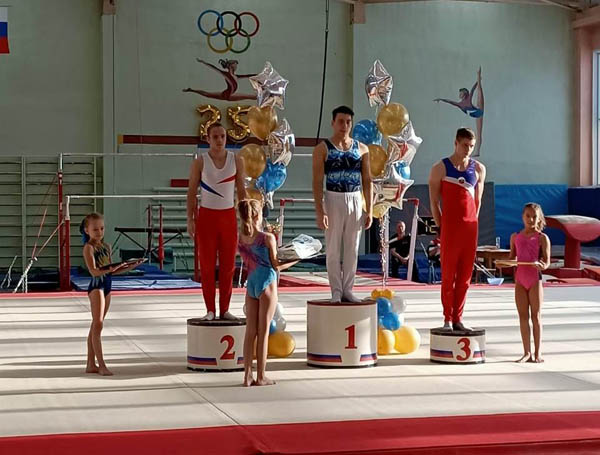 Гимнасты из Ангарска завоевали 2 медали на всероссийских соревнованиях