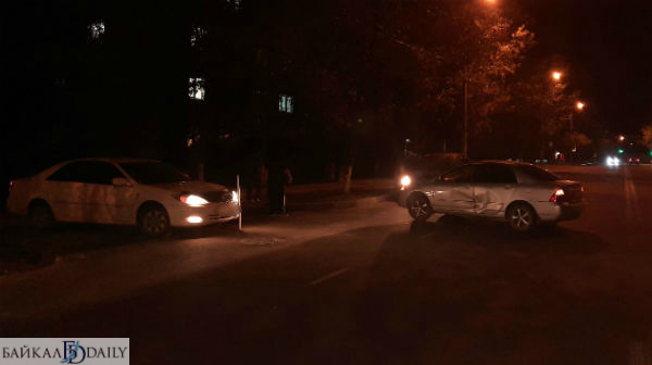 В Улан-Удэ «Тойота Камри» врезалась в «Короллу» | Байкал Daily ...