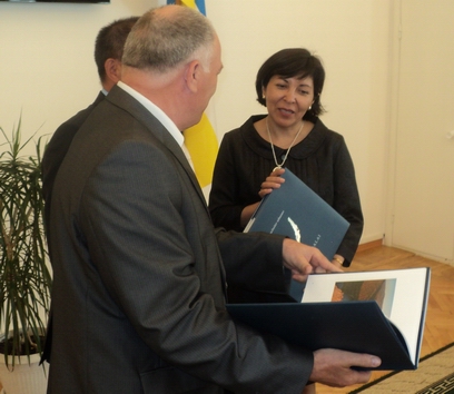 � ����-��� ������� ����� �������