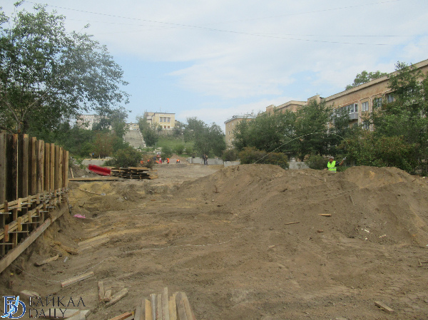 В Улан-Удэ проверили благоустройство площади Славы 