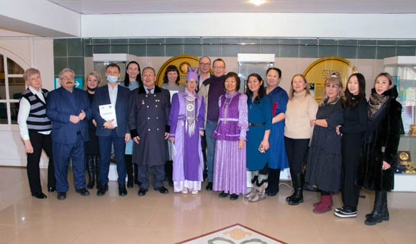Вуз Бурятии посетила делегация выпускников из Якутии