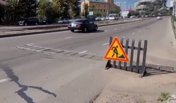 В столице Бурятии ливнёвки продолжают угрожать автомобилистам