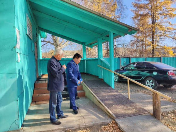 В Бурятии после прокурорского вмешательства построили пандус