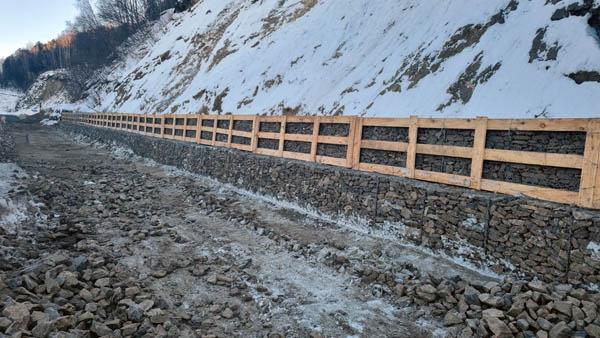 На трассе «Байкал» продолжаются восстановительные работы после оползня