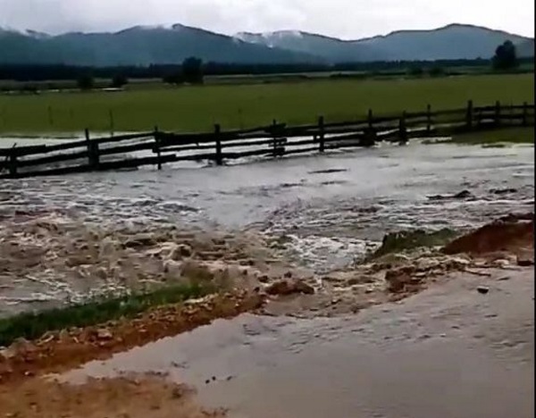 В районе Бурятии река вышла из берегов