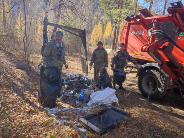 В Бурятии туристы оставляют за собой горы мусора в нацпарке