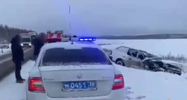 В Иркутской области в ДТП погиб водитель Toyota Corolla