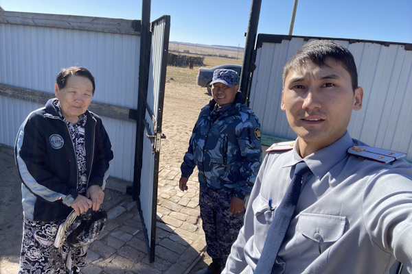 Сотрудники УФСИН Бурятии помогли ветерану УИС