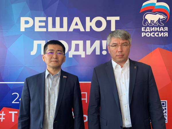 Николай Будуев сдал документы на предварительное голосование «Единой России» 